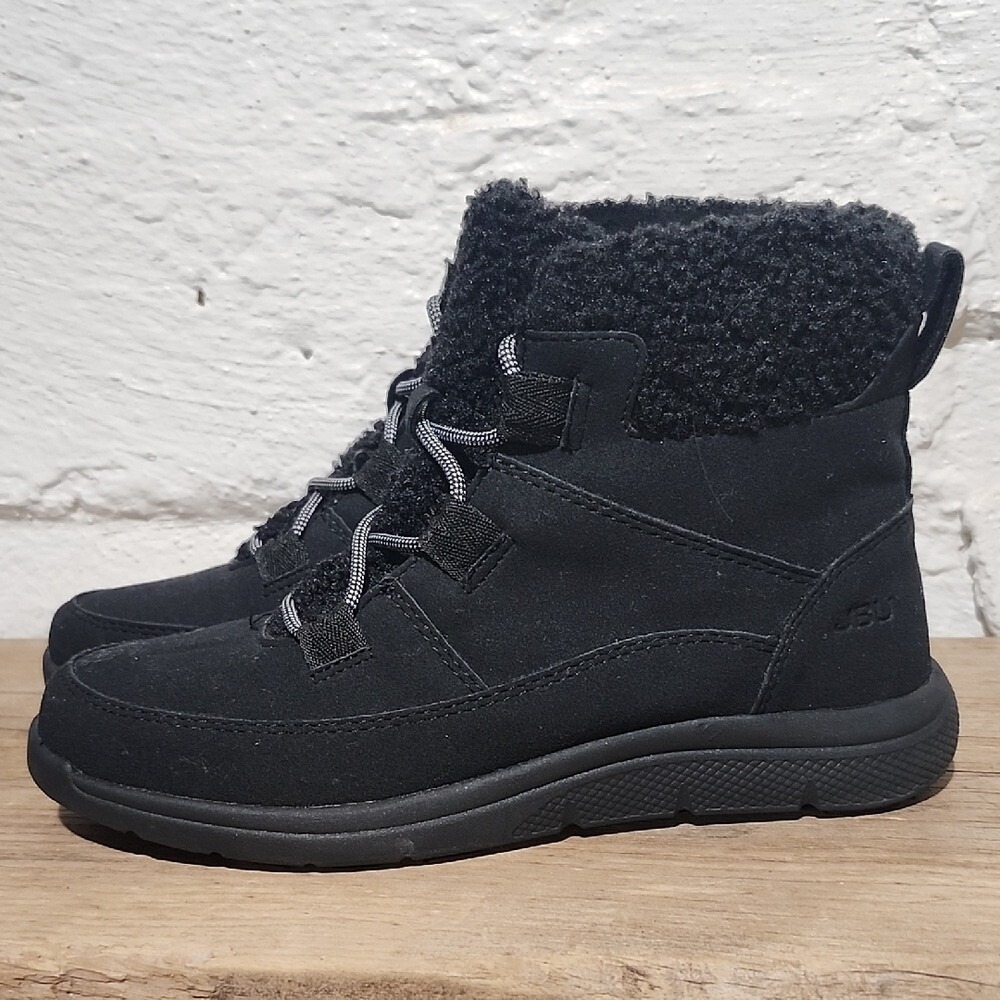 JBU Freeze By Jambo Super Lightweight Black Lace Up  Boots w/ Soft Fleece Lining